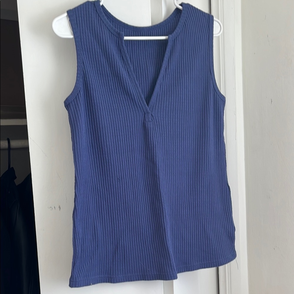 Sleeveless Blue Ribbed Top